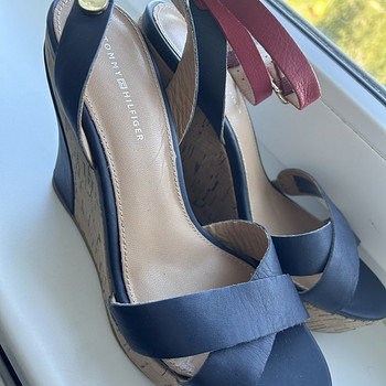 Kingad 38 / kingad 38 Tommy Hilfiger sandaalid