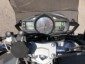 Suzuki gsr600 (5 фото из 5)