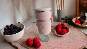Travel Juicer Kaasaskantav blender (4 foto / 10)