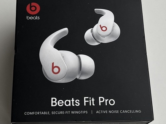 Beats Fit Pro , White