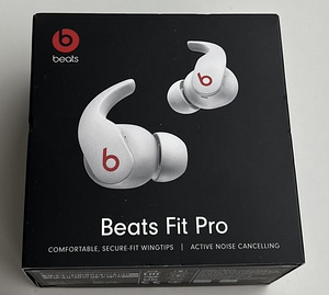 Beats Fit Pro , White (1 фото из 2)