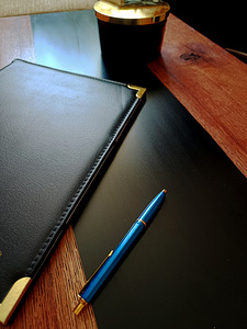 Epoxy Table (2 foto / 3)