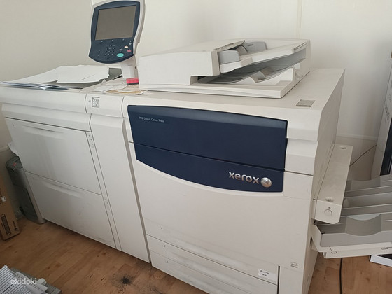 Xerox 700i