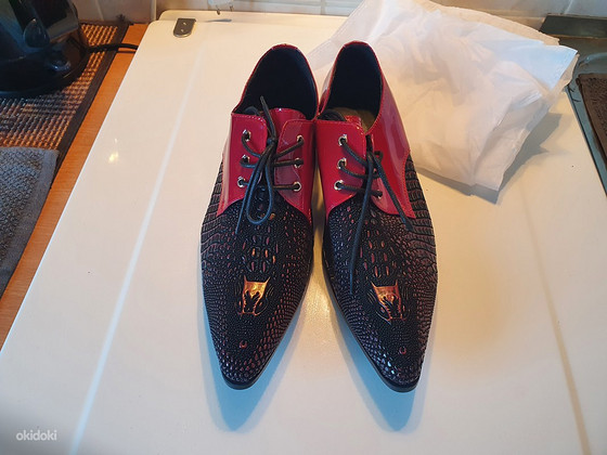 Tellimiseks uued kingad 39-40 suurus..