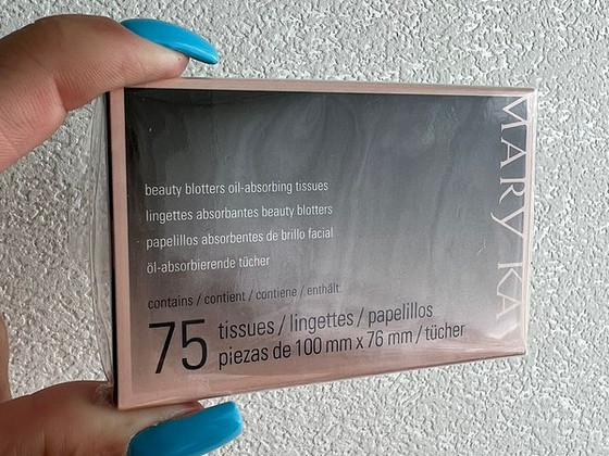 Matistavad salvrätikud näole