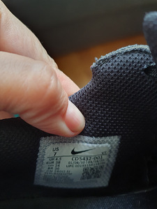 NIKE W AIR MAX EXCEE tennised s38 (3 foto / 7)