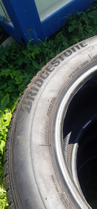 Бриджстоун 235/60R17 (4 фото из 5)