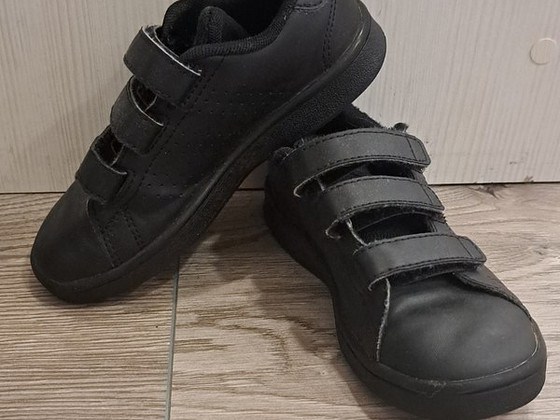 Кроссовки adidas s.28