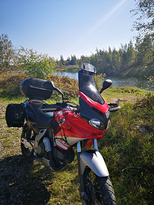 Мотоцикл Cagiva Gran Canyon 900 EFI (9 фото из 10)