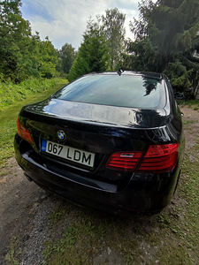 BMW F10 3.0 FL XDrive 2015 (3 foto / 10)