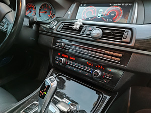 BMW F10 3.0 FL XDrive 2015 (7 foto / 10)