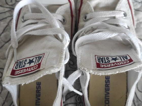 Converse