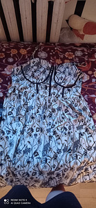 Продаю одежду (1 фото из 1)