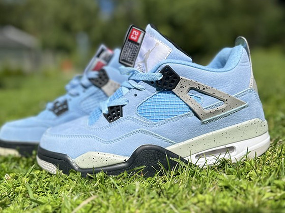 Nike Jordan 4. Размер 42. Новинка!