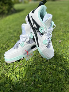 Новые Nike Jordan 4. Размер 42/43. Новый продукт! (1 фото из 4)
