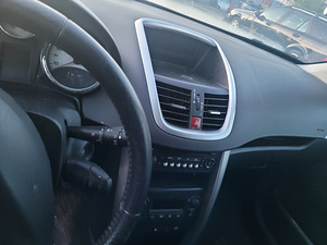 Peugeot 207, varuosad (2 foto / 10)