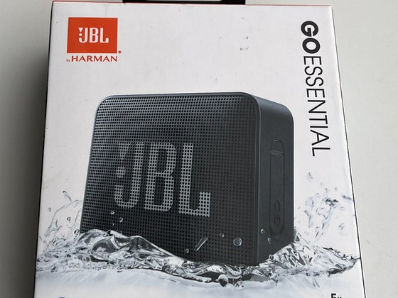 JBL GO Essential Black / Blue / Red