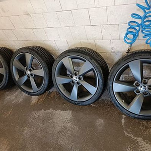 Диски Шкода 5х100. (1 фото из 9)