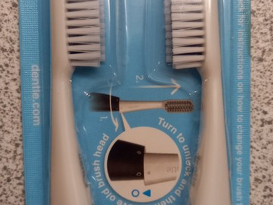 Запасные щетки Dentle Zip