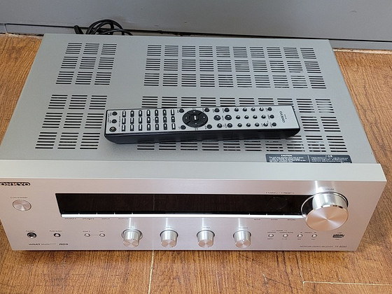 Onkyo TX-8050 сетевой стерео ресивер