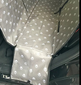 Kate autos koerte või muu transpordi jaoks tagaistmel (7 foto / 7)