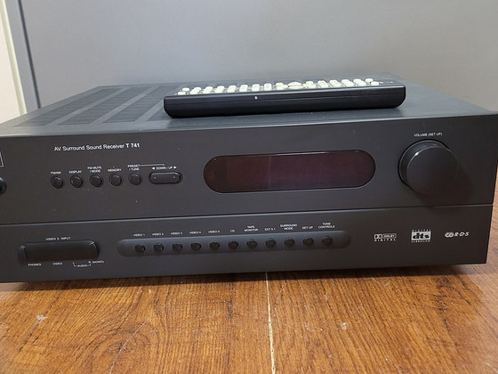 NAD T741 Surround Sound Receiver