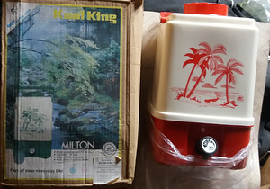 Milton Plastics- Кувшины (1 фото из 2)