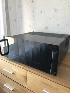 Electrocompaniet power amps (1 фото из 4)
