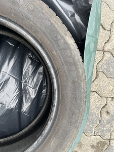 Шини Michelin 215/60/R17 (2 фото из 2)