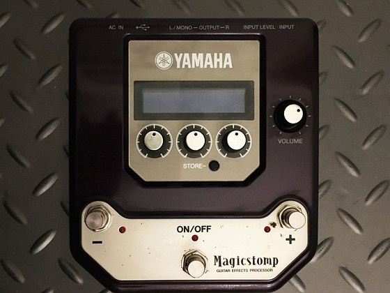 М: Yamaha Magicstomp