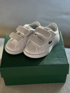 Детские пинетки Lacoste (1 фото из 3)