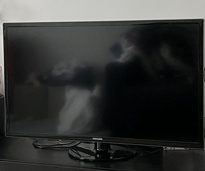 Телевизор Samsung (1 фото из 1)