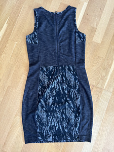 Calvin Klein kleit, s L (2 foto / 2)
