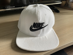 Originaal Nike müts/ Nike Cap (1 foto / 3)