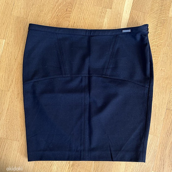 Guess miniseelik, s M