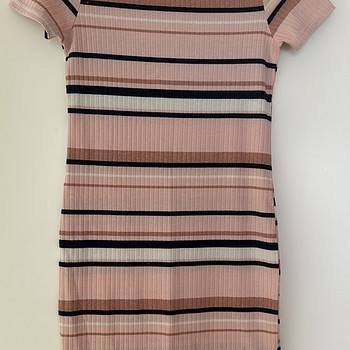 Reserved kleit, s 158