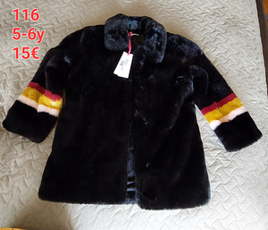 Детская одежда (10 фото из 10)
