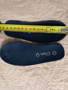 Кроссовки р.24 (3 фото из 3)