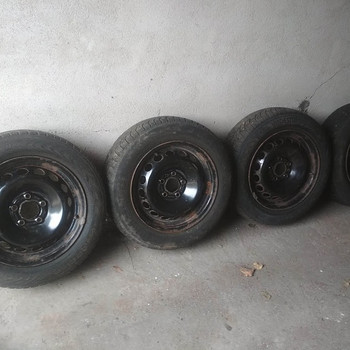 Volvo veljed koos rehvidega R15 4 tk. 6,5Jx15x43