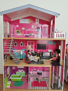 Maja Barbie jaoks (1 foto / 2)