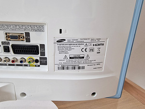 Monitor samsung T24D391EW 24 (2 foto / 2)