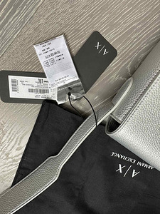 Täiesti uus Armani Exchange käekott. Medium crossbody bag. S (3 foto / 6)