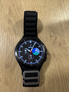 Samsung Galaxy Watch 4 Classic 46mm (1 foto / 8)