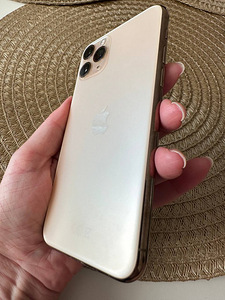 iPhone 11 Про 64 ГБ (2 фото из 5)