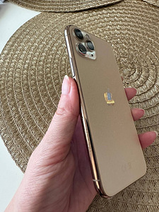 iPhone 11 Про 64 ГБ (4 фото из 5)