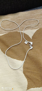 Müüa kõrvaklapid, aux, adapter (1 foto / 4)