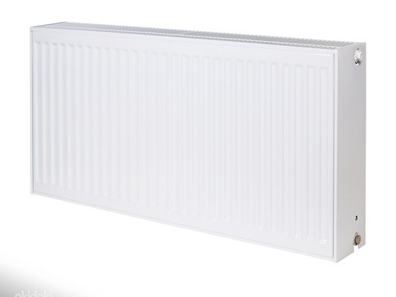 M: UUS Purmo Compact 33,500,2600 radiaator defektiga