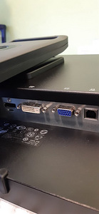 HP 24' и Dell 23' мониторы (4 фото из 10)