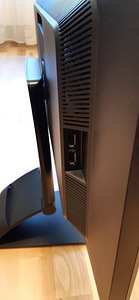 HP 24' и Dell 23' мониторы (8 фото из 10)