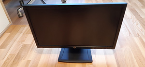 HP 24' и Dell 23' мониторы (10 фото из 10)